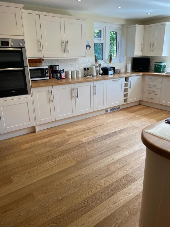 Cotswolds Luxury House In Central Bourton Large Sleeps 2-11. Pet Friendly. Exterior foto